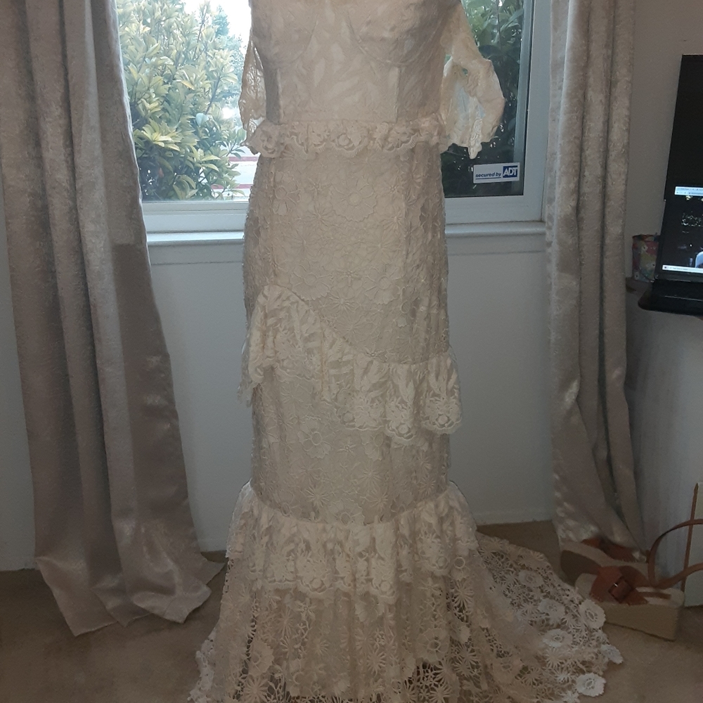 Estelle Gown - Picture 10 of 14